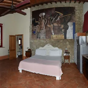  Alloggio per agriturismo Podere Calvaiola Italia